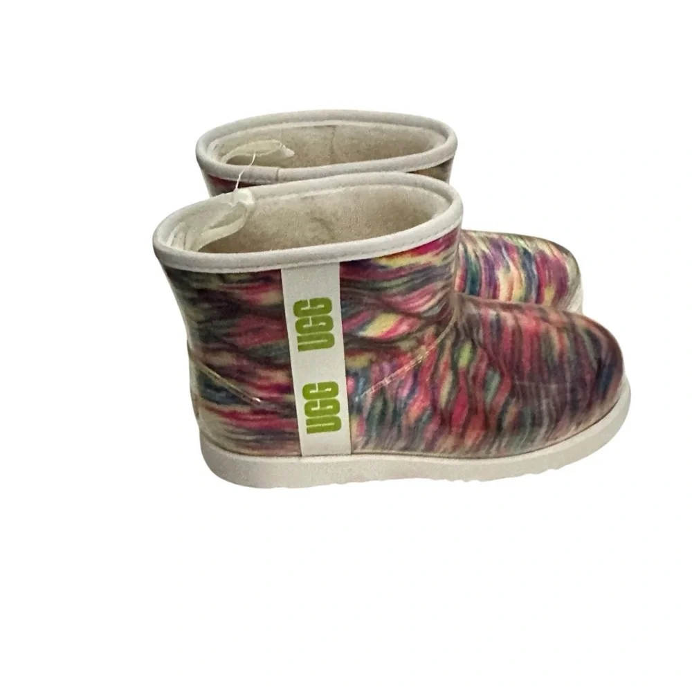 UGG Women's Multicolor Lined Boots